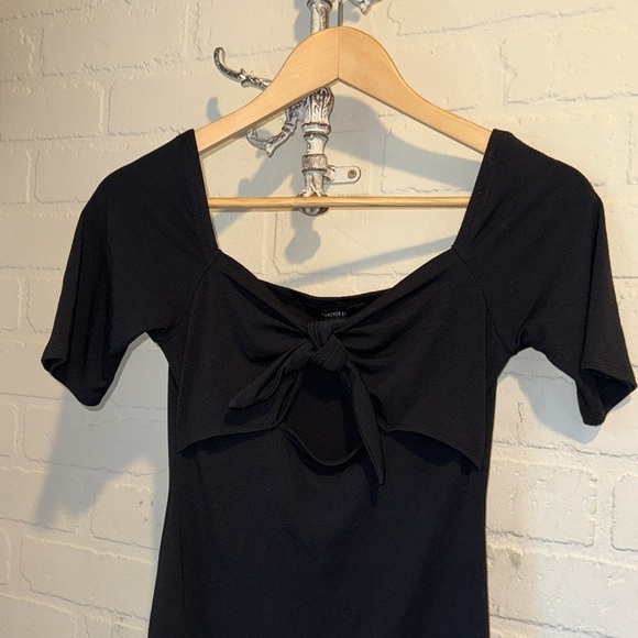 F21 midi dress bodycon Black cut out tie front short sleeve stretch small NWT - Picture 3 of 6